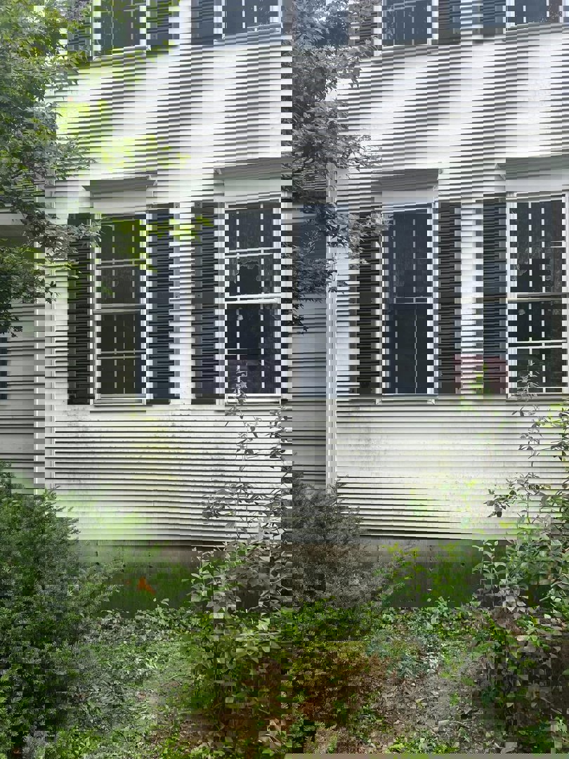 Pressure Washing vs Soft Washing: What New Hampshire Homeowners Need to Know